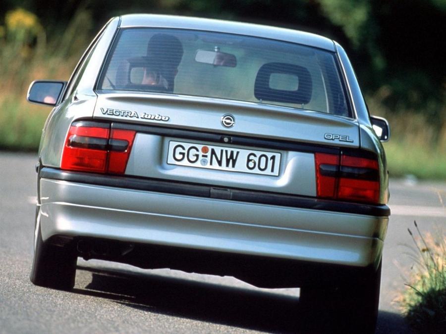 Opel Vectra Turbo 4x4 1992 года  (фото 2 из 6)